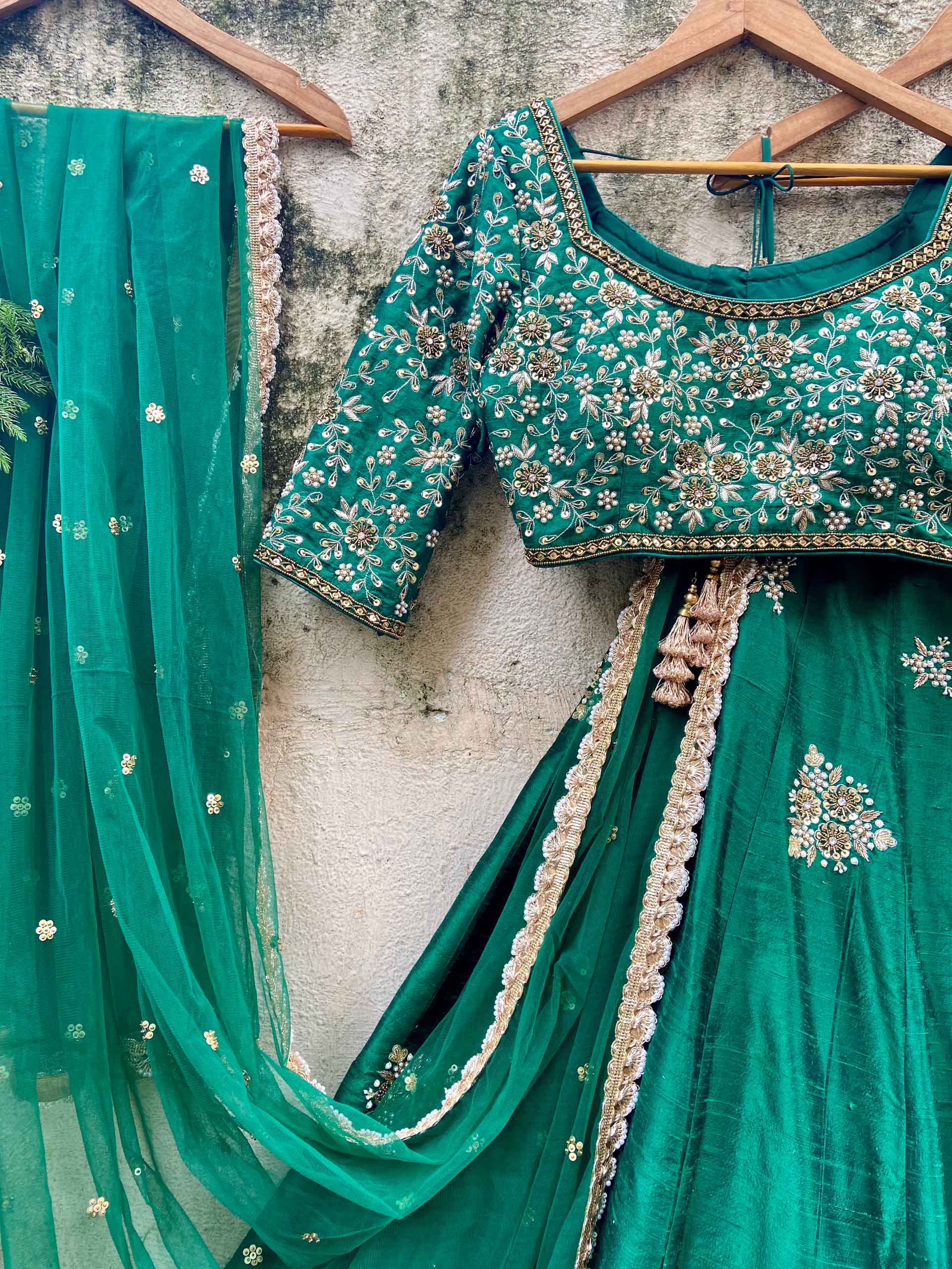 Emerald Green Embroidered Lehenga Set image 2