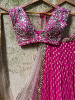 Fuchsia Mirror Zari Lehenga Set image 5