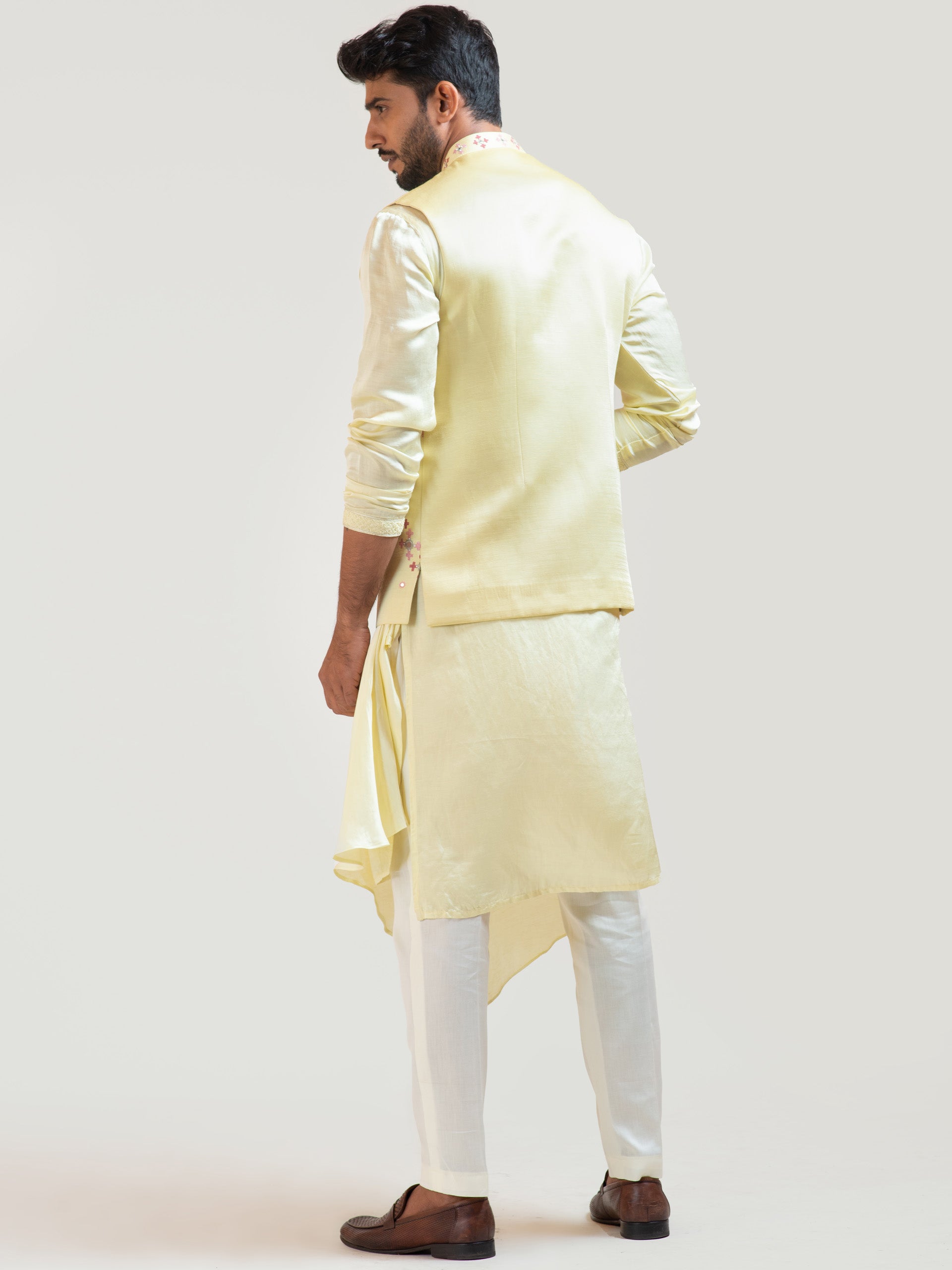 Yellow Gujarati Nehru Kurta Set image 2
