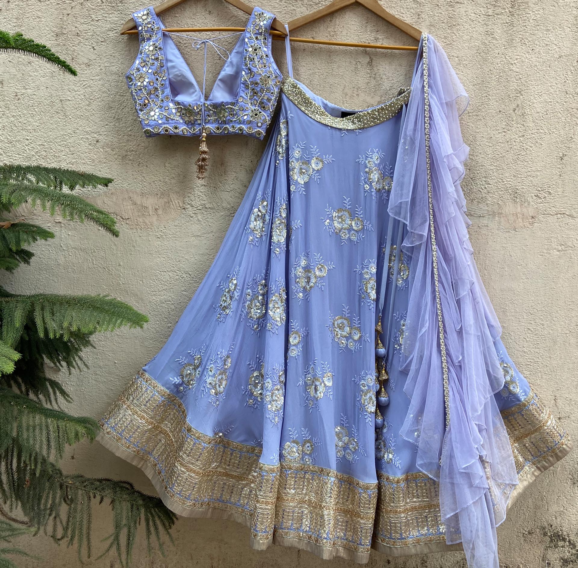 Periwinkle Blue Butti Lehenga Set image 5