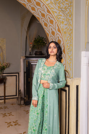 Green Georgette Hand Embroidered Jacket Set image 4