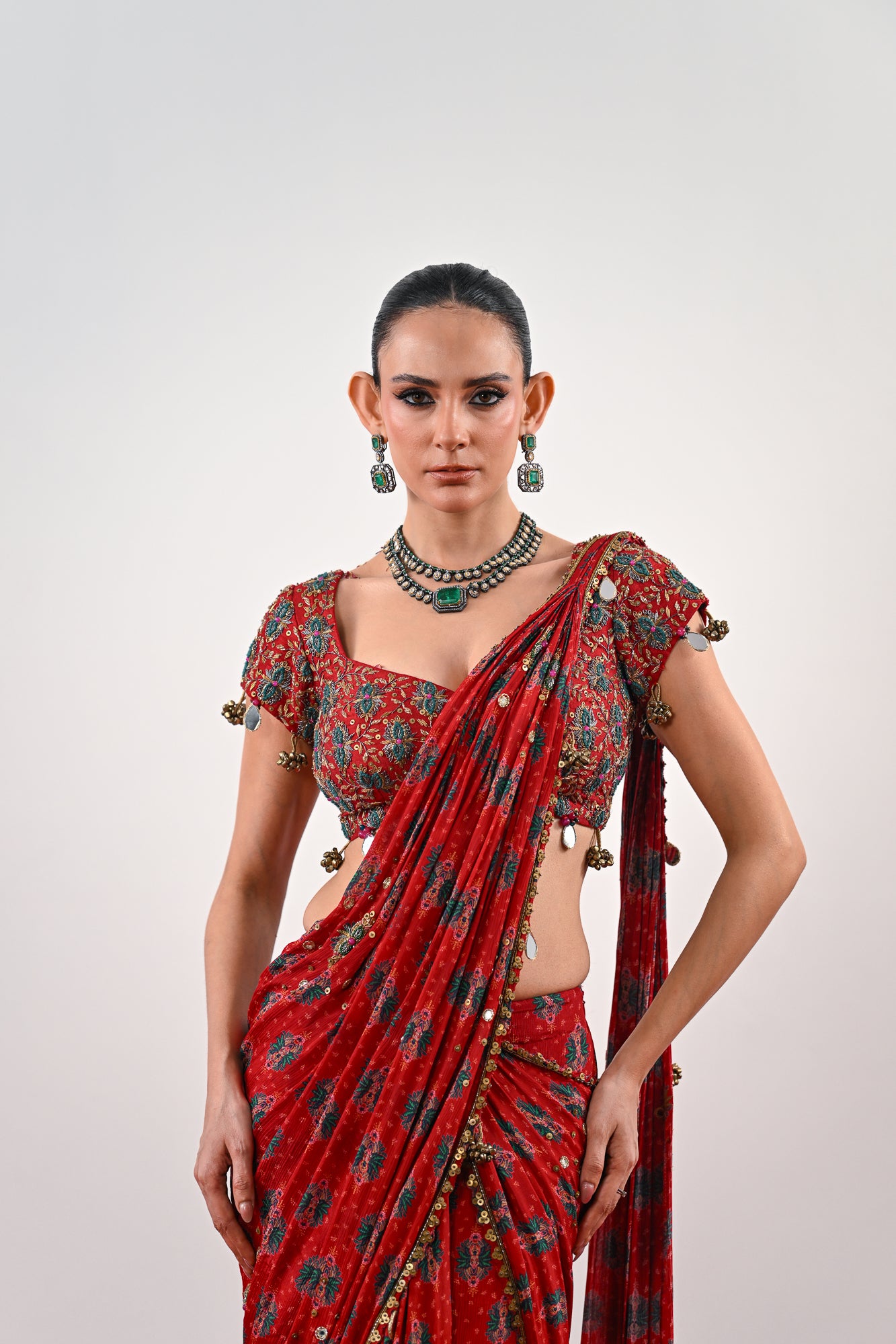 S PRE STITCHED SAREE PAIRED WITH EMBROIDERED BLOUSE image 3