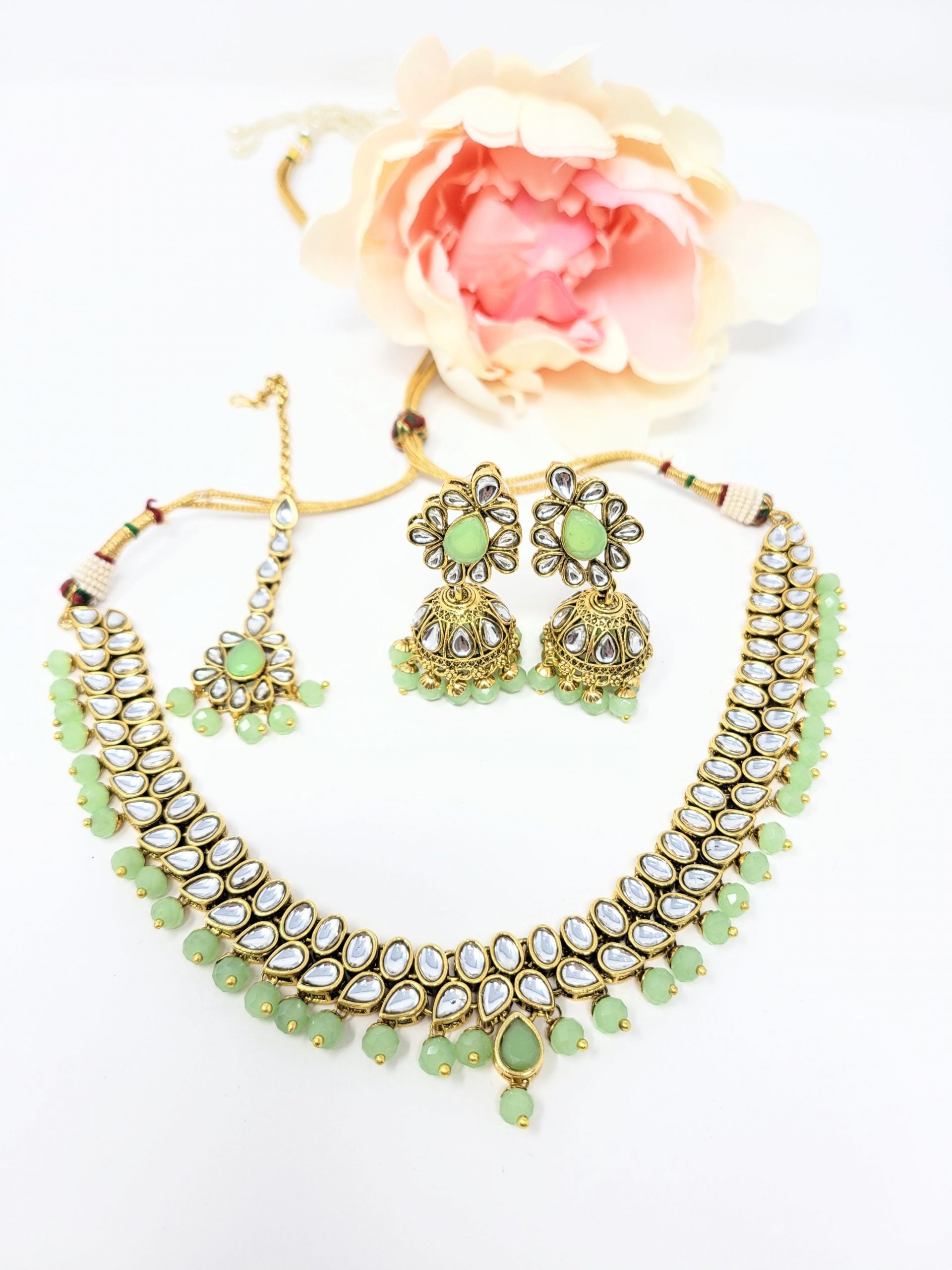 Mint Pari Necklace Set image 3
