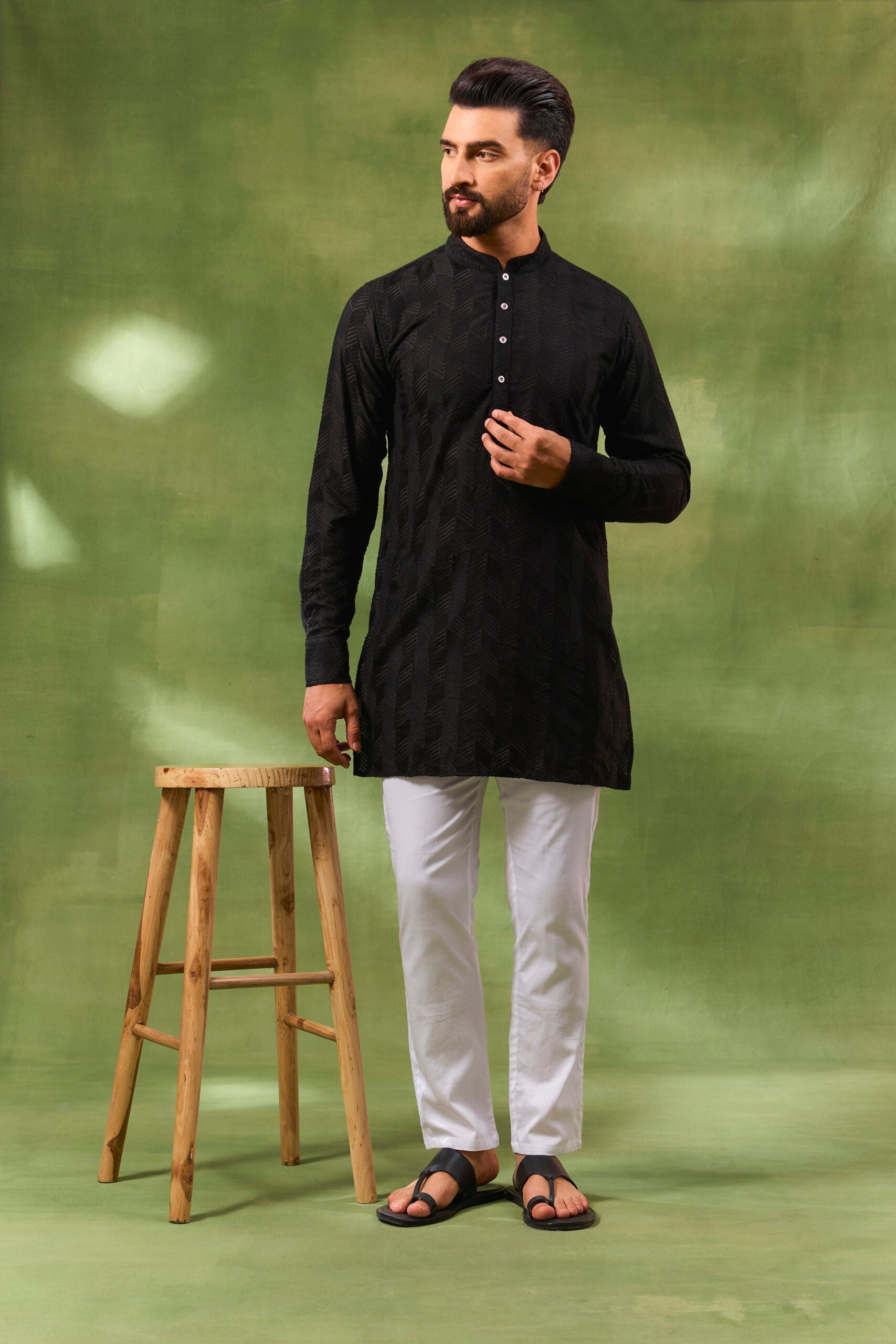 Black Geometric Embroidered Kurta Set image 1