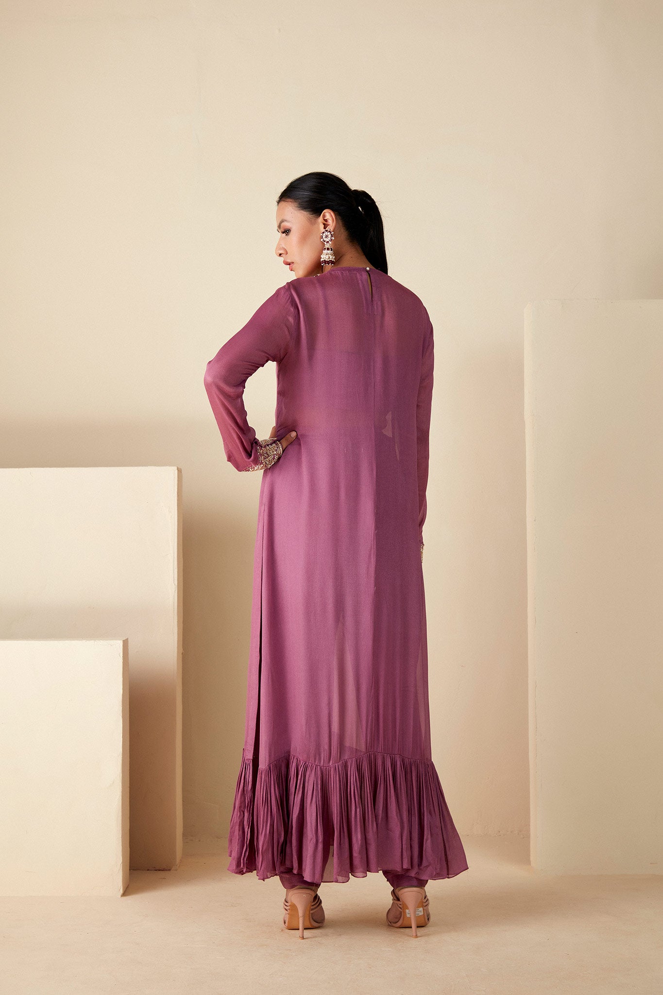 Mauve Majesty Zardosi Kurta Set image 2