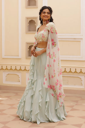 Fish Cut Skirt With Ruffle Details image 8