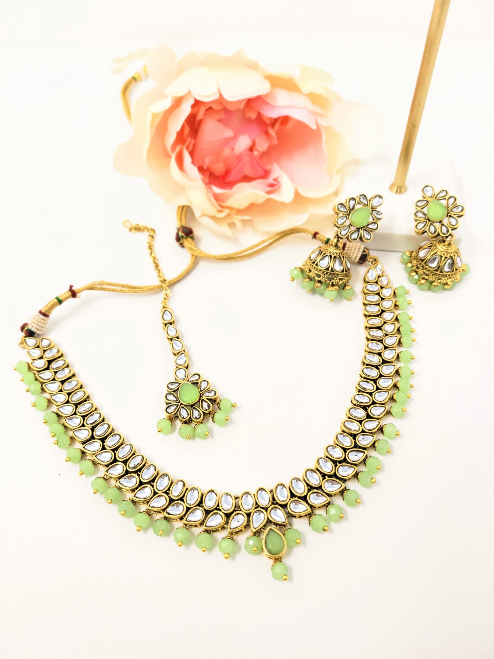 Mint Pari Necklace Set image 0
