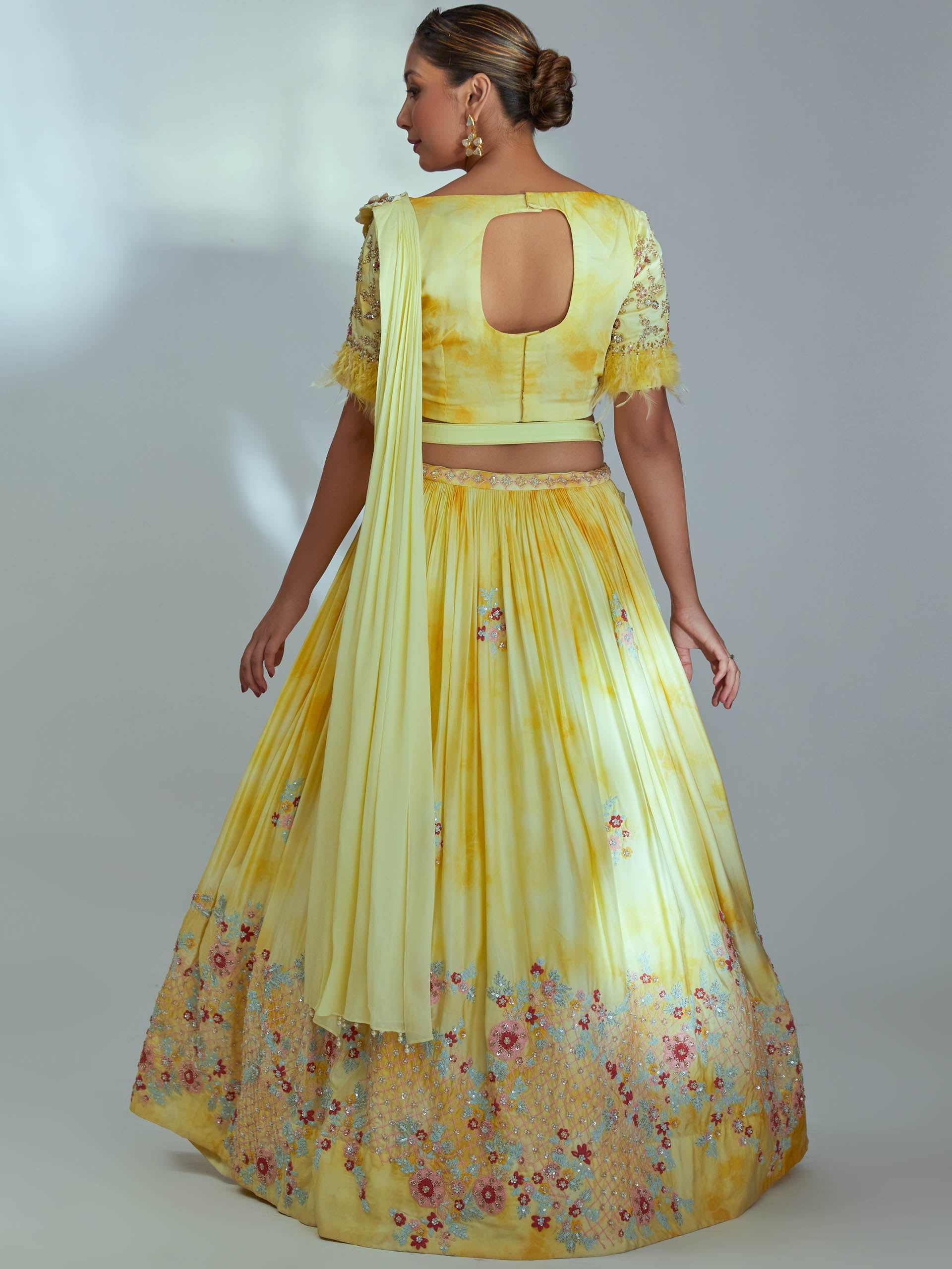 Yellow Tie Dye Floral Pre Draped Dupatta Set image 2