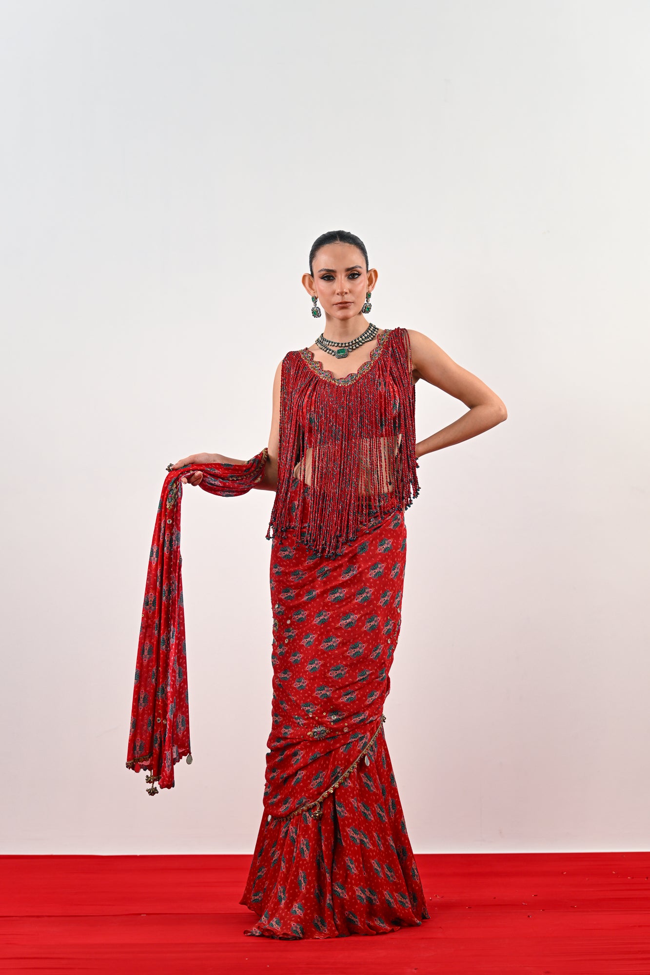 IS PRE STITCHED SAREE PAIRED WITH TASSLE BLOUSE image 3