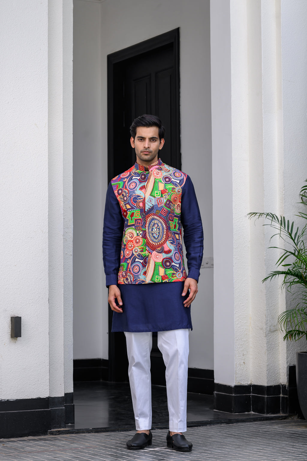 Iris Highligted Bundi Paired With Kurta and Pants image 8