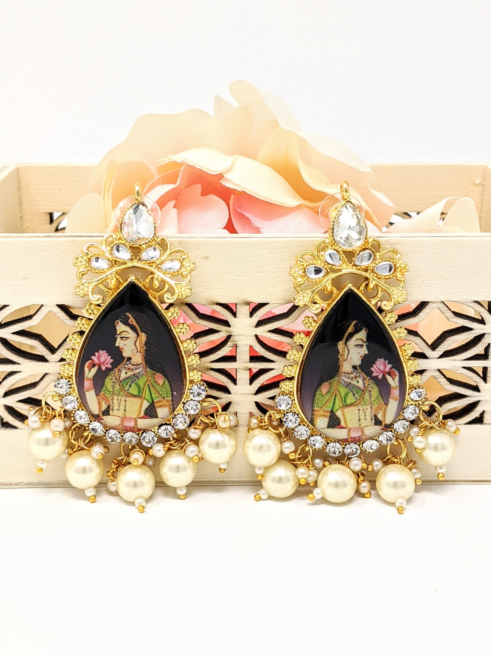 Mumtaz Art Earrings image 0